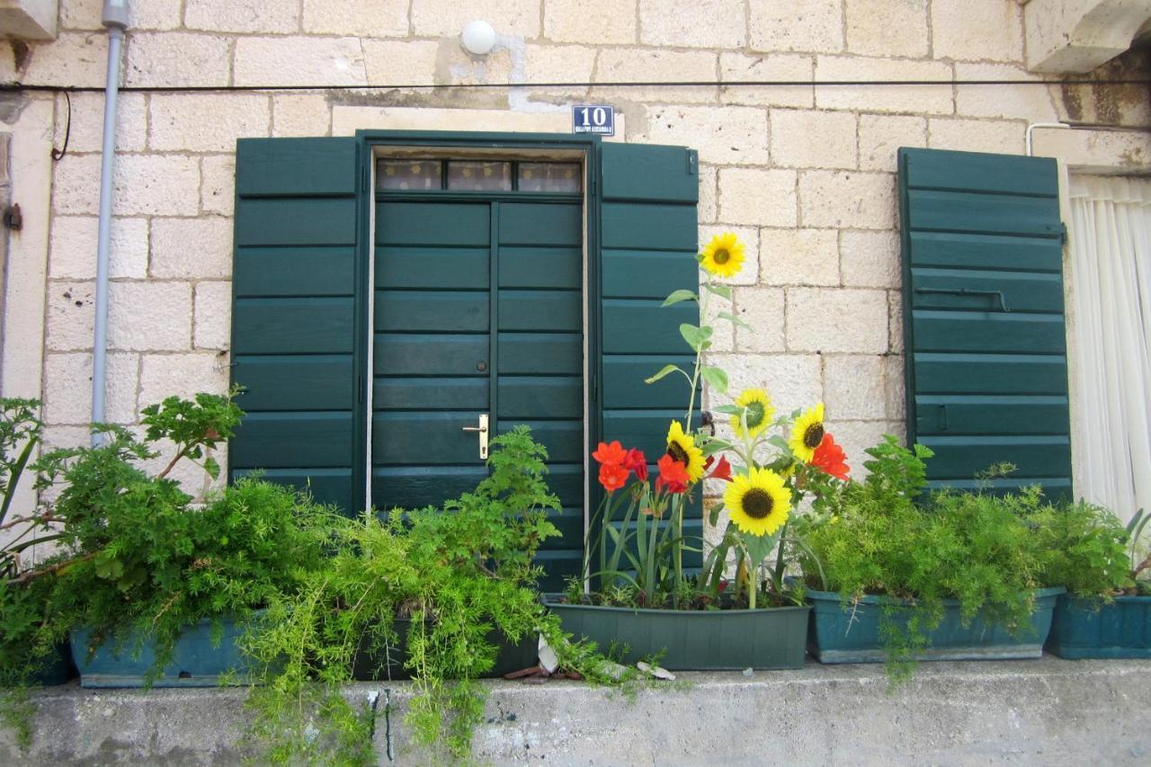 Apartments By The Sea Komiza, Vis - 8533 エクステリア 写真