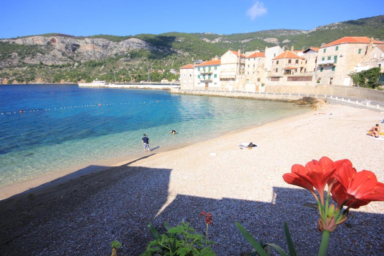 Apartments By The Sea Komiza, Vis - 8533 エクステリア 写真